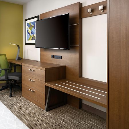 Holiday Inn Express Hotel & Suites Olive Branch By Ihg Extérieur photo