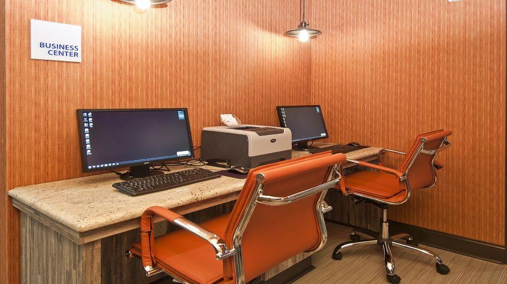 Holiday Inn Express Hotel & Suites Olive Branch By Ihg Extérieur photo
