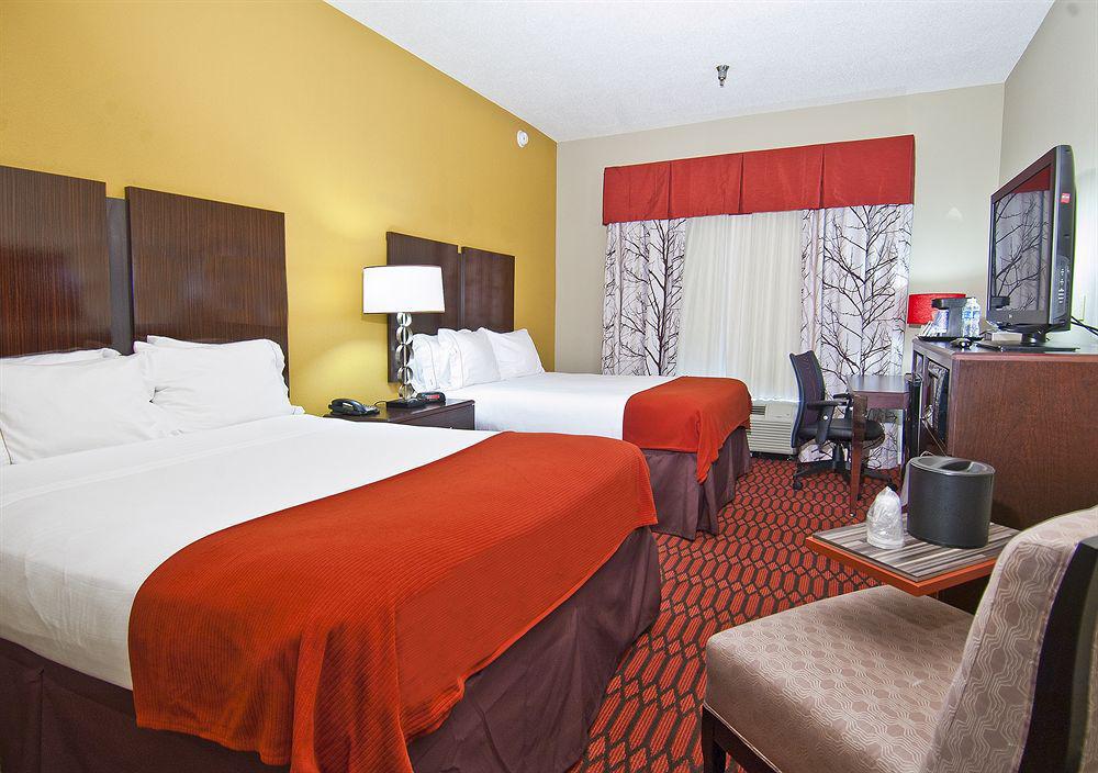 Holiday Inn Express Hotel & Suites Olive Branch By Ihg Extérieur photo