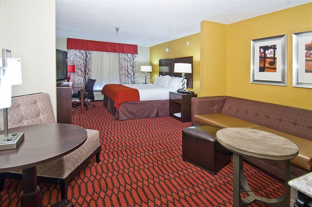 Holiday Inn Express Hotel & Suites Olive Branch By Ihg Extérieur photo